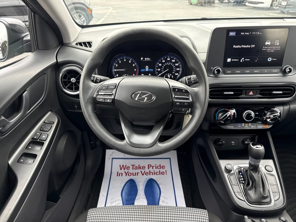 Used 2023 Hyundai Kona SE AWD/4WD image 16