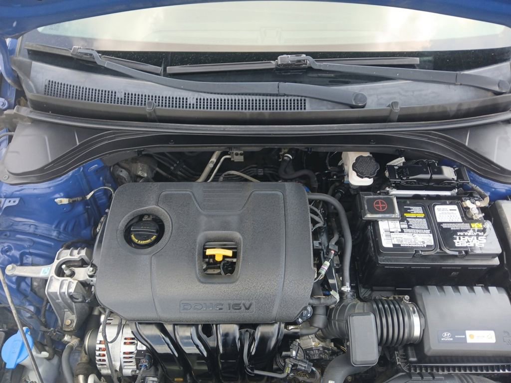 Used 2019 Hyundai Elantra SE FWD image 27