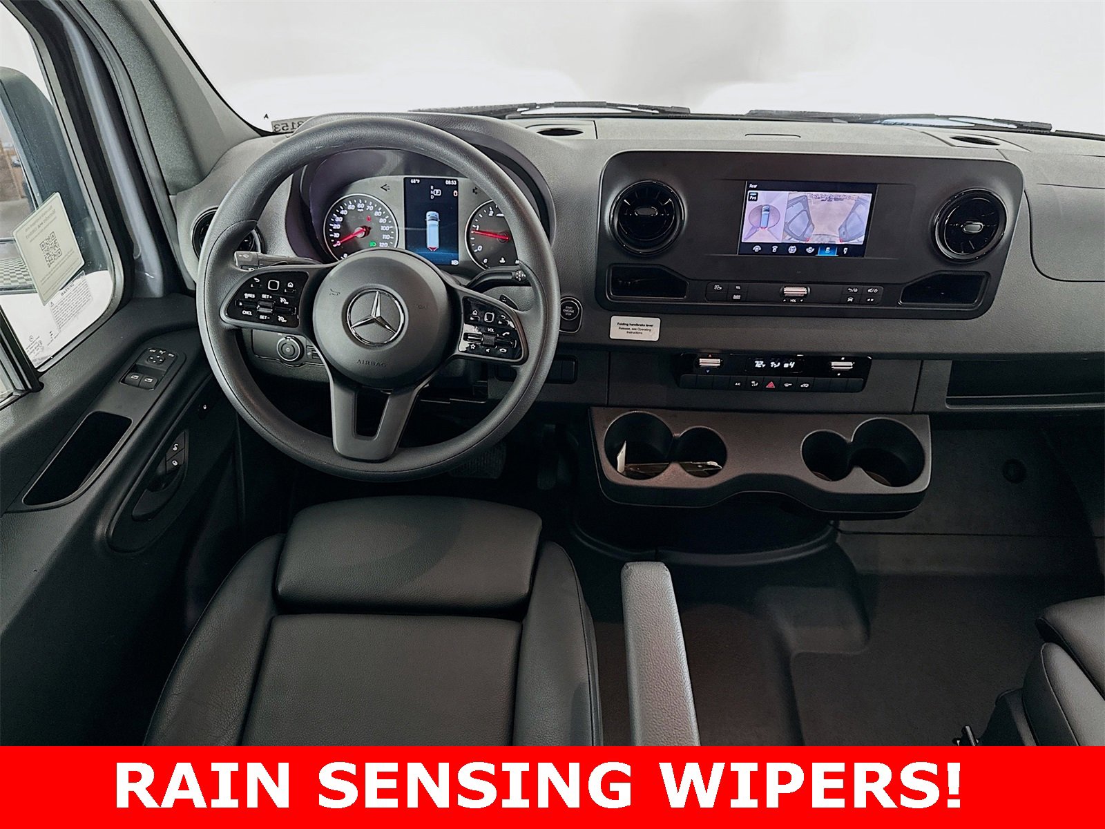 Used 2024 Mercedes-Benz Sprinter 2500 image 14