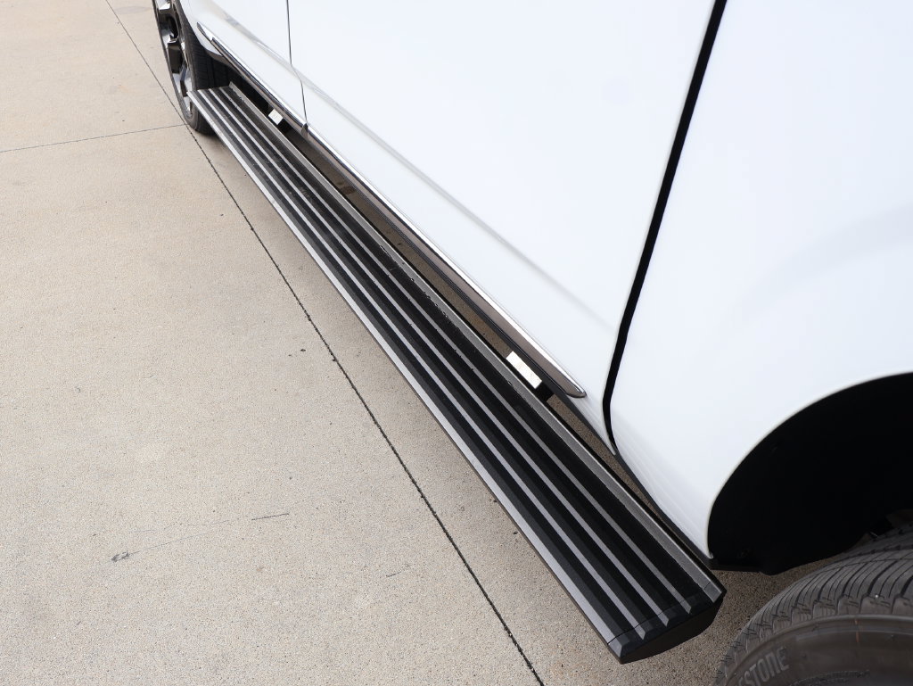 New 2026 GMC Yukon XL Denali Ultimate AWD/4WD image 10