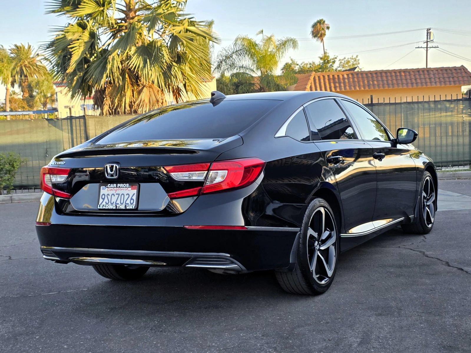Used 2018 Honda Accord EX-L image 3
