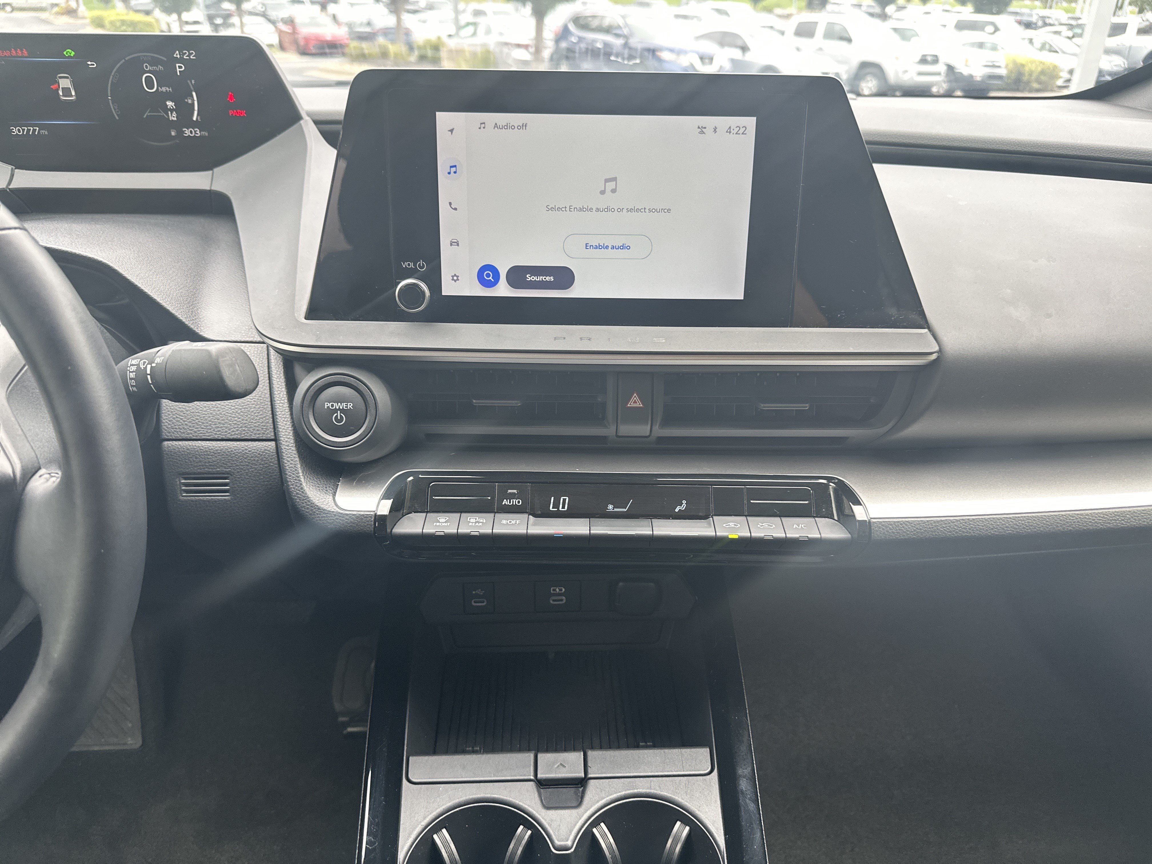 Used 2025 Toyota Prius LE FWD image 24