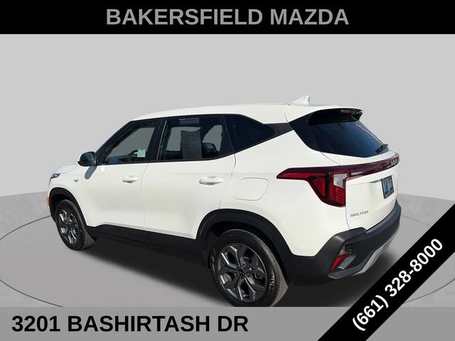 Used 2026 Kia Seltos LX AWD/4WD image 3