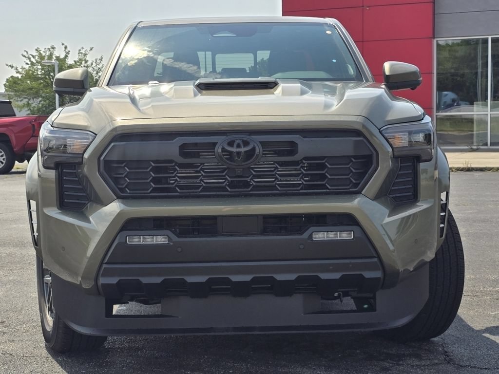 New 2026 Toyota Tacoma TRD Sport AWD/4WD image 13