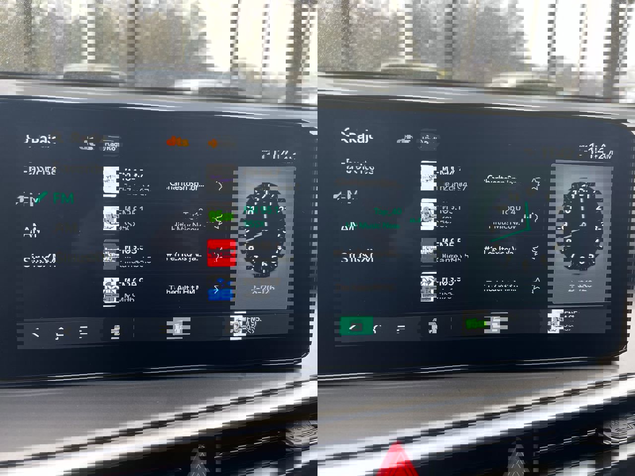 Used 2025 Kia Sorento LX image 23