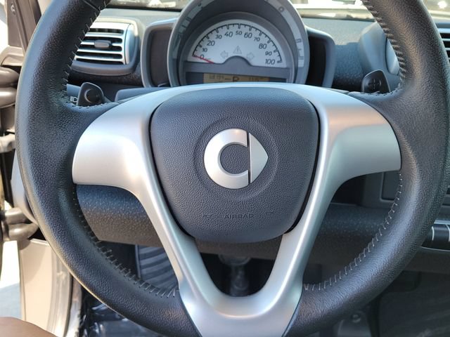 Used 2009 smart fortwo Coupe RWD image 12