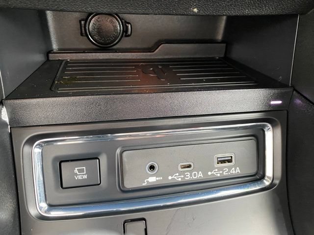 Certified 2025 Subaru Ascent Bronze Edition AWD/4WD image 18