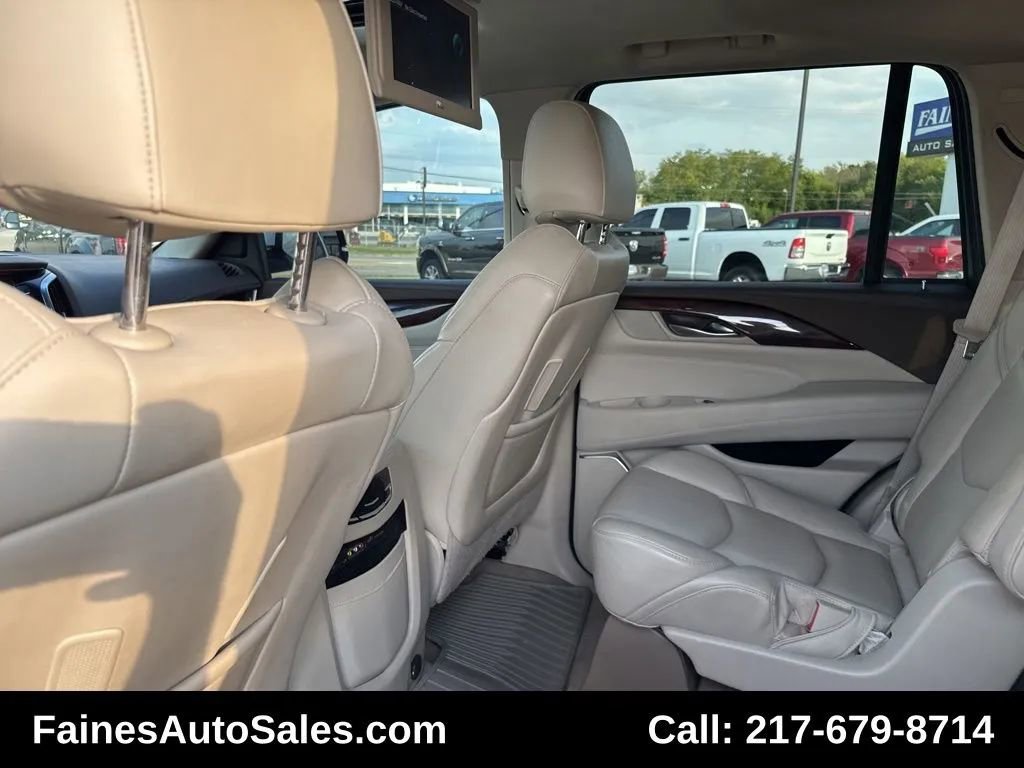Used 2016 Cadillac Escalade Luxury image 46