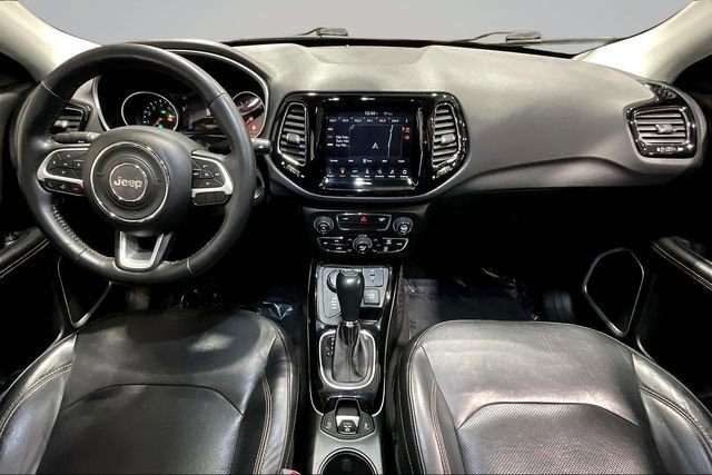 Used 2018 Jeep Compass Limited w/ Navigation Group image 18