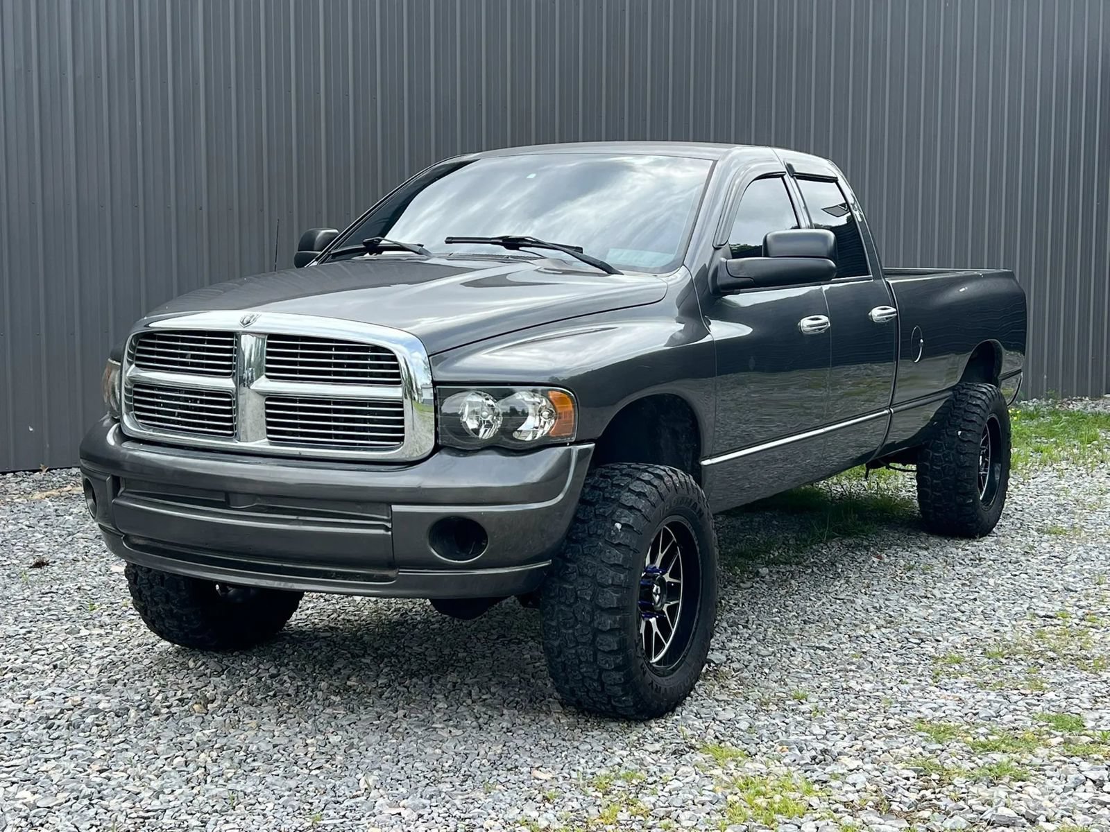 Used 2004 Dodge Ram 2500 Truck SLT w/ Trailer Tow Group AWD/4WD image 1