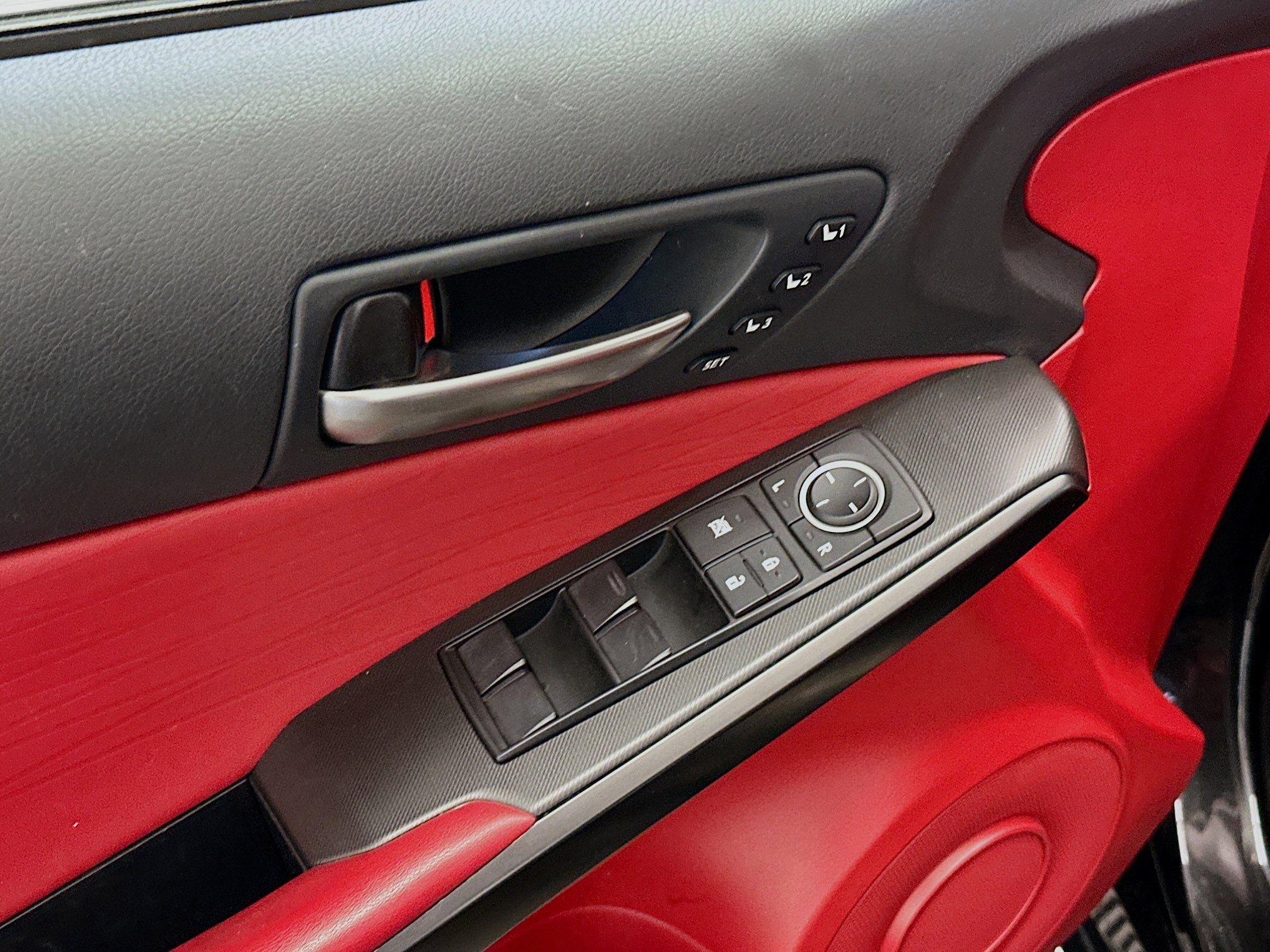 Used 2023 Lexus IS 350 F Sport image 15