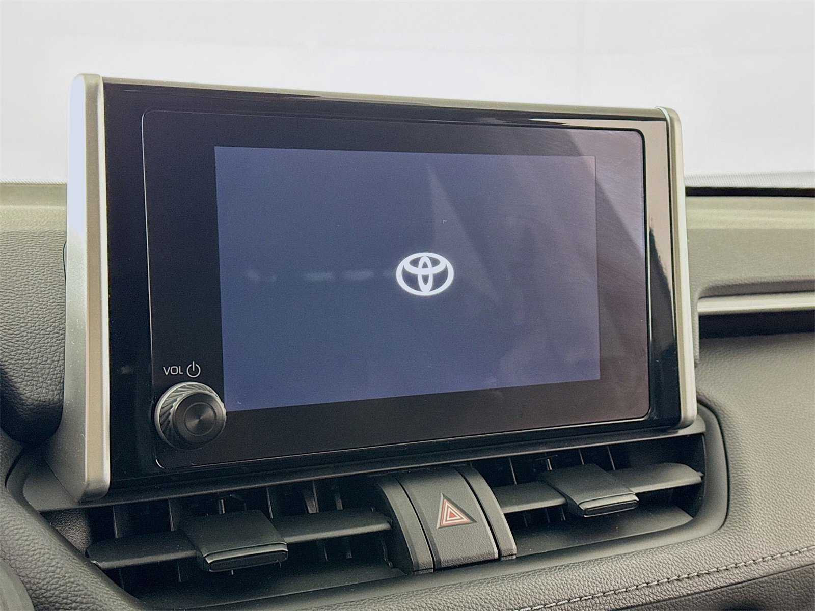 Used 2024 Toyota RAV4 XLE image 12