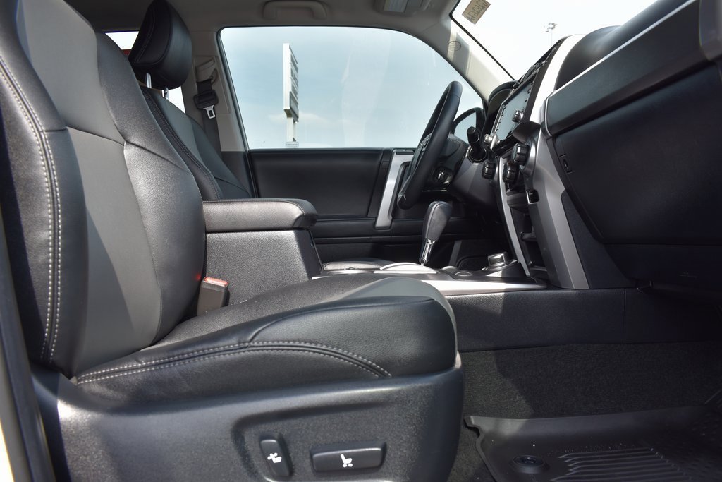 Used 2021 Toyota 4Runner SR5 Premium w/ Moonroof Package image 11