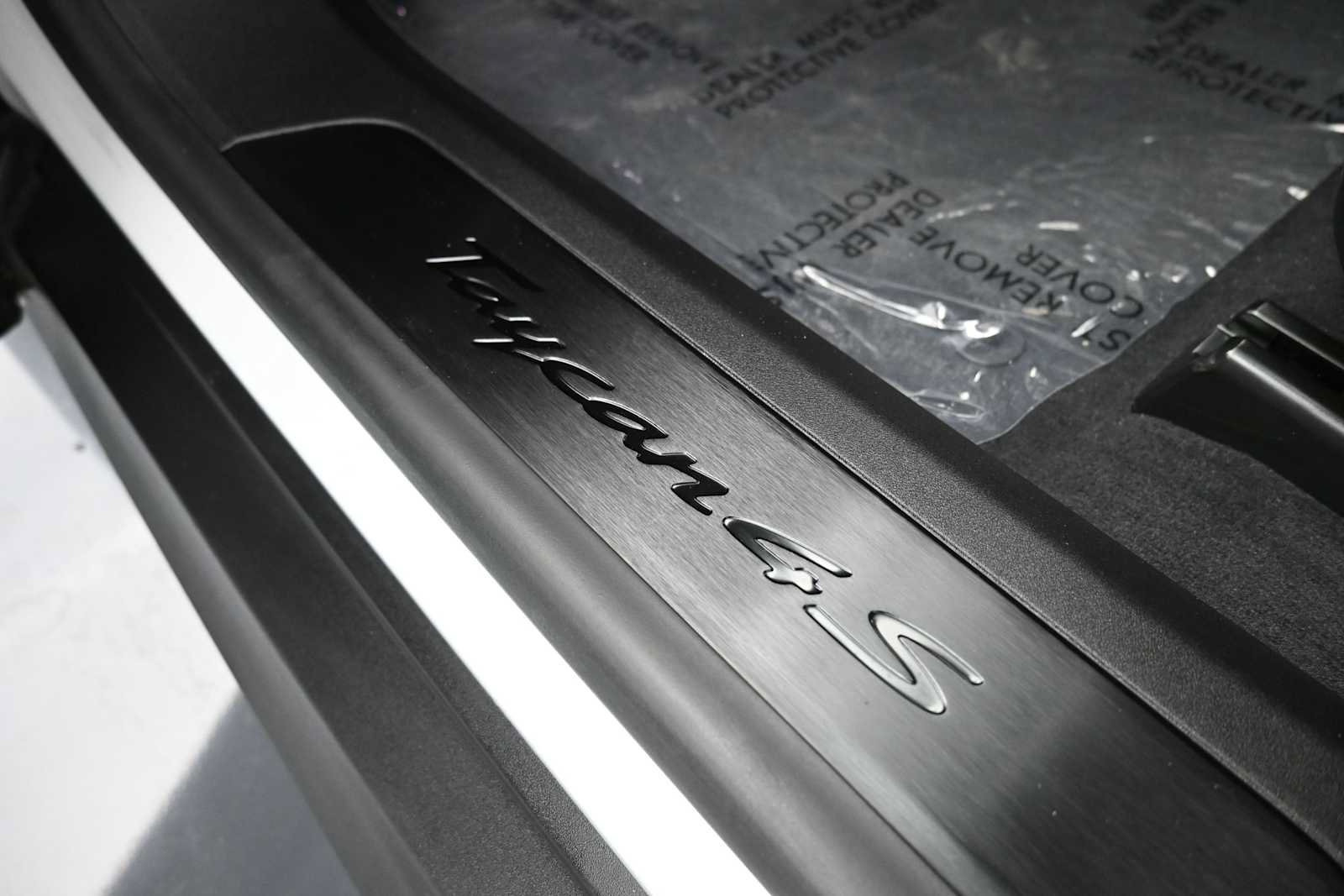 Used 2024 Porsche Taycan 4S AWD/4WD image 18