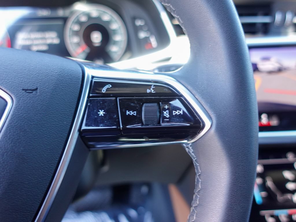 Used 2025 Audi A6 Premium Plus w/ Premium Plus Package AWD/4WD image 14