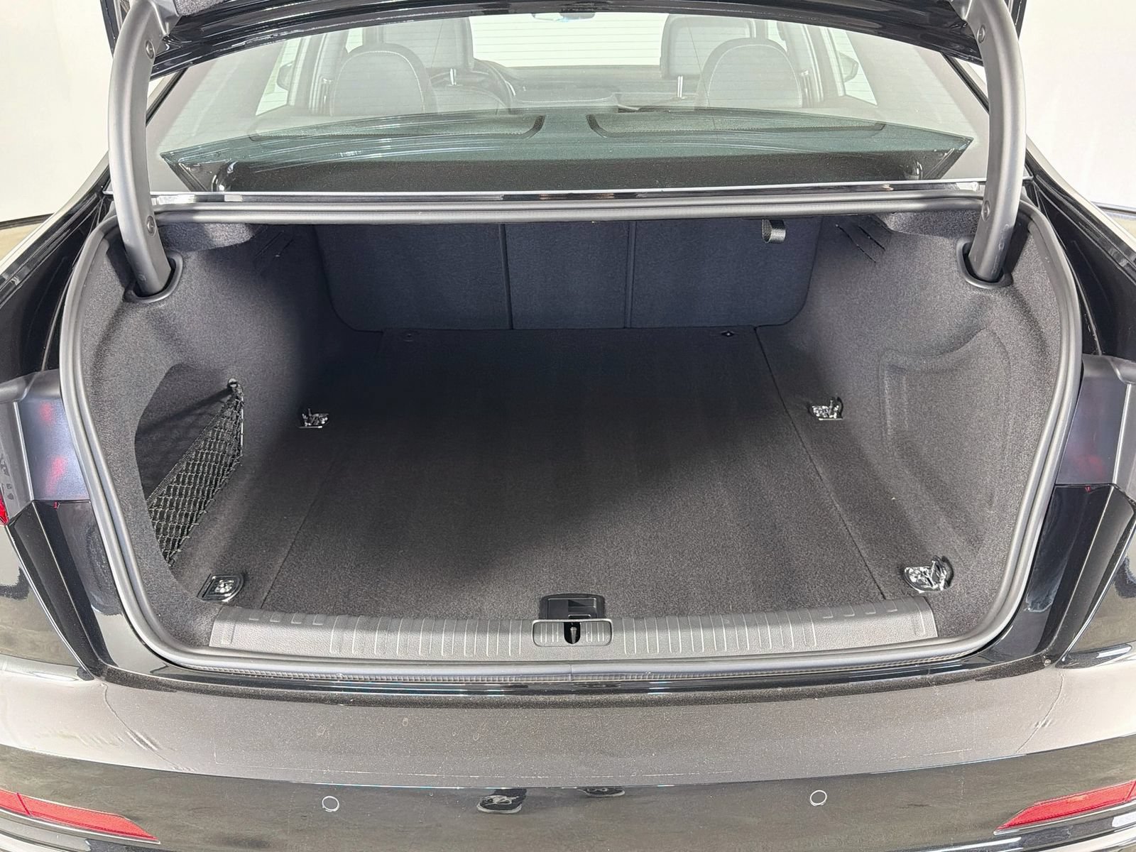 Certified 2025 Audi A6 Premium Plus w/ Premium Plus Package AWD/4WD image 28