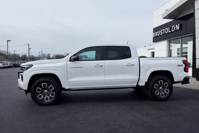 Used 2025 Chevrolet Colorado Z71 AWD/4WD image 5