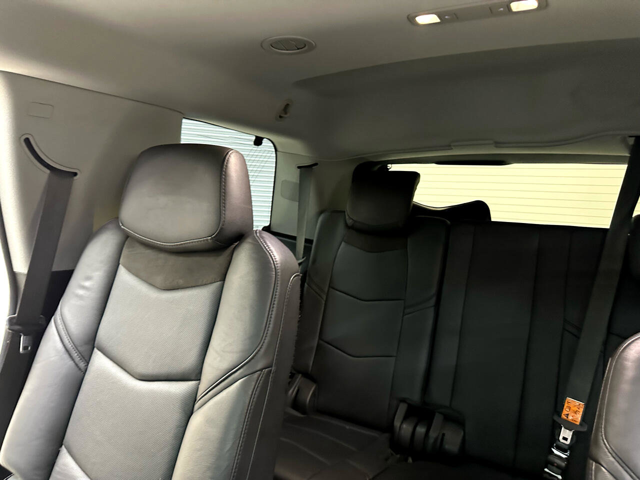 Used 2018 Cadillac Escalade Premium Luxury image 43