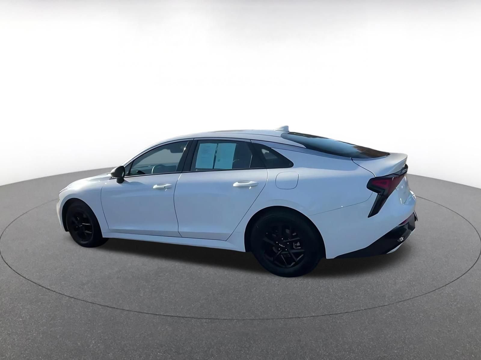 Used 2025 Kia K5 LXS FWD image 9
