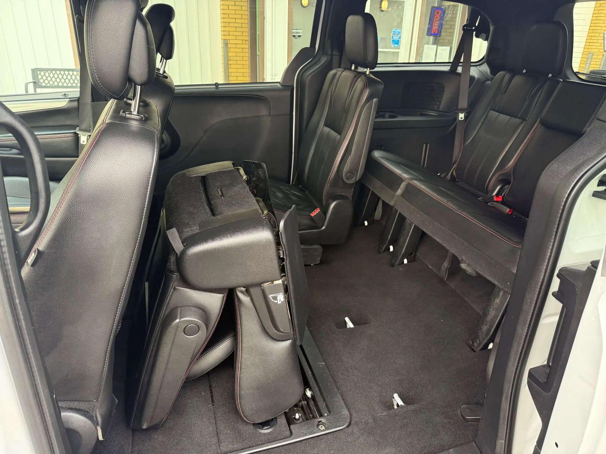 Used 2020 Dodge Grand Caravan GT image 14