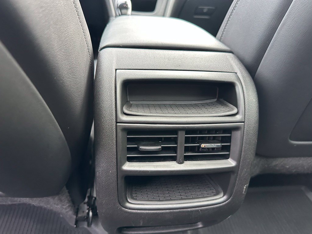 Used 2020 Cadillac XT5 Premium Luxury w/ LPO, Floor Liner Package FWD image 21