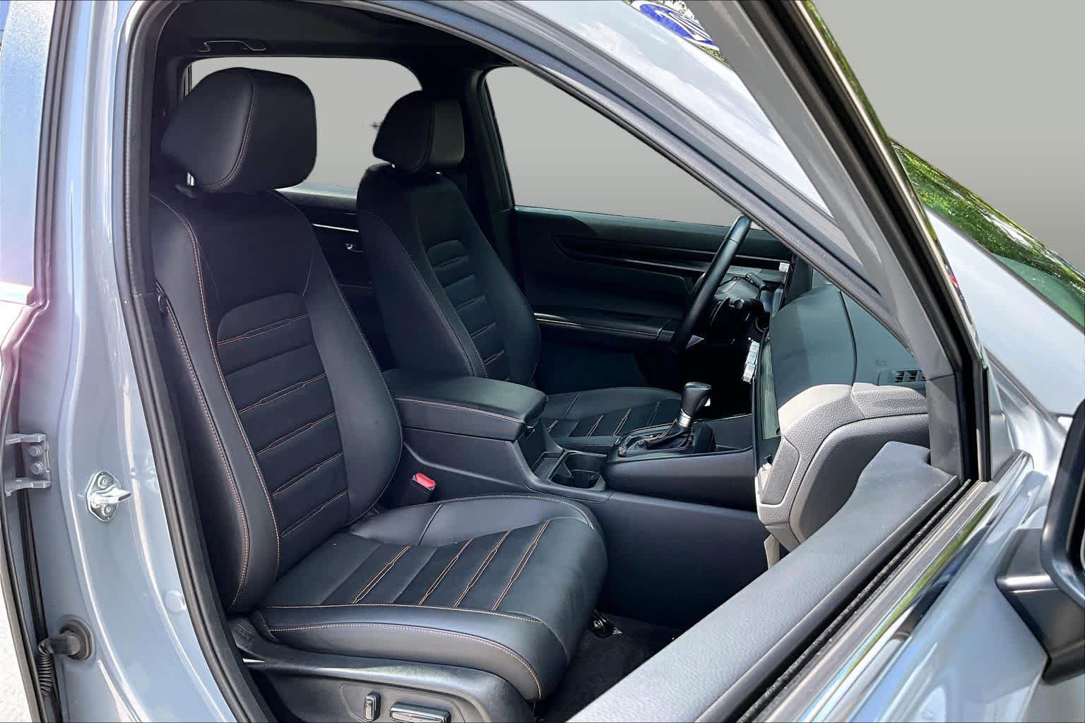 Used 2025 Honda CR-V Sport-L image 9