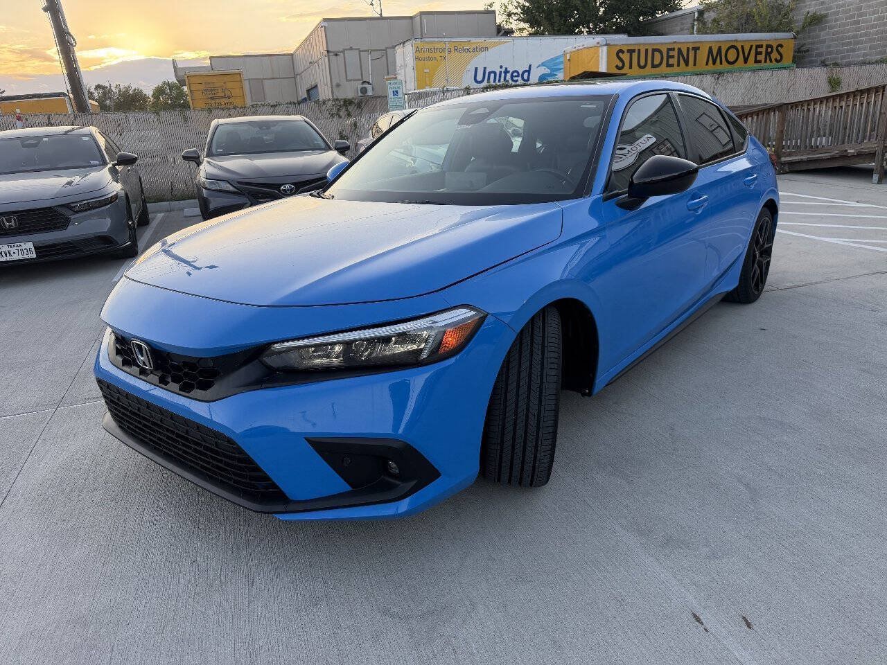 Used 2024 Honda Civic Sport Touring image 3
