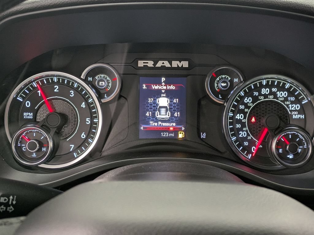 Used 2025 RAM 1500 Big Horn AWD/4WD image 19