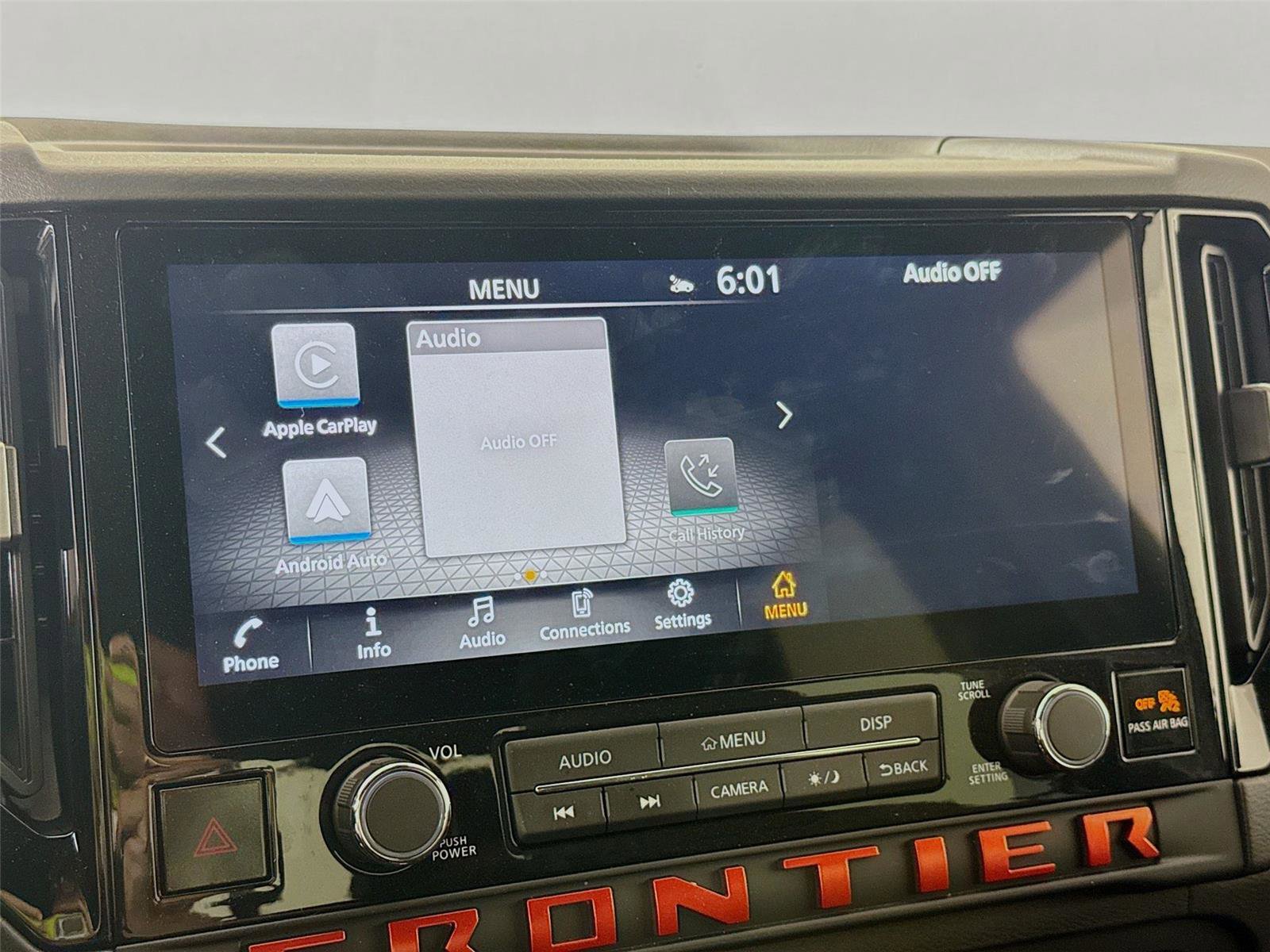 Used 2026 Nissan Frontier PRO-4X w/ Pro-4x Convenience Package image 9