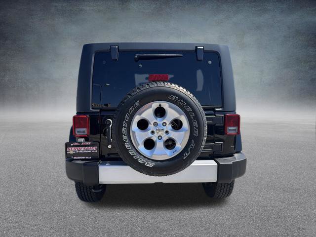 Used 2015 Jeep Wrangler Unlimited Sahara w/ Dual Top Group AWD/4WD image 3