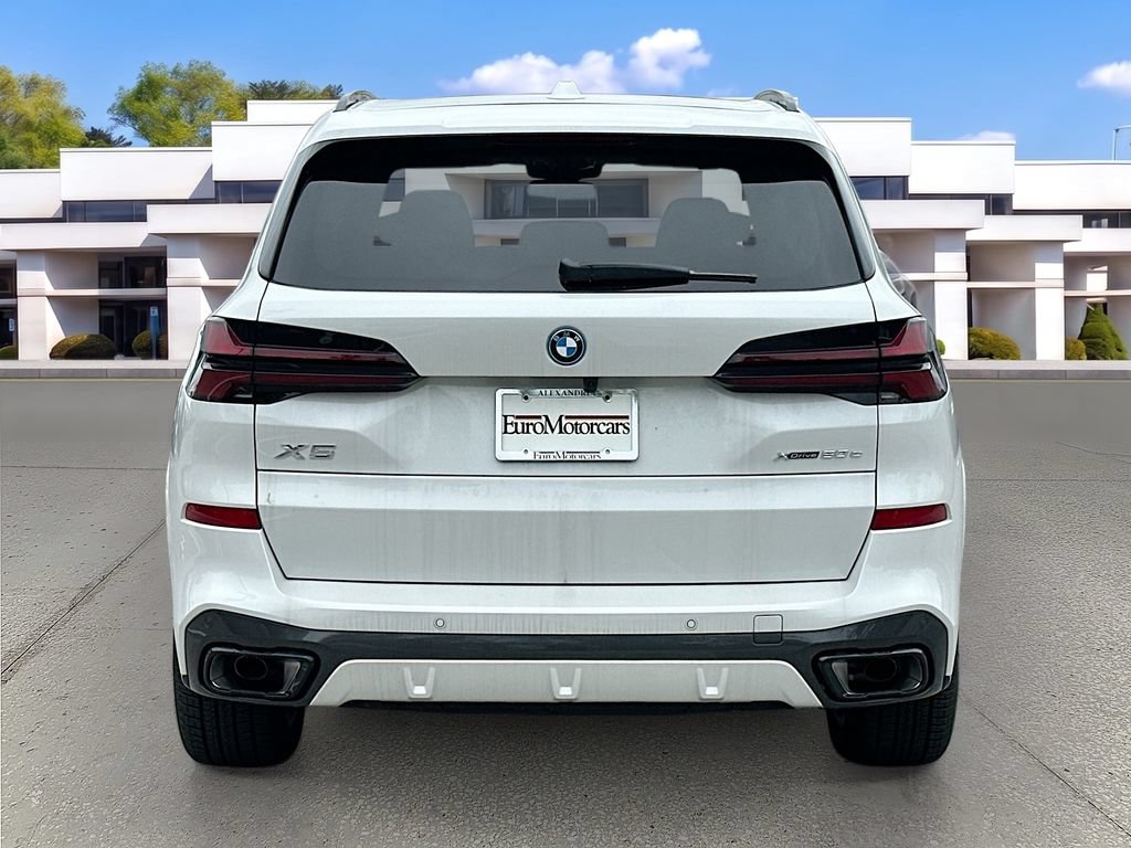 Used 2026 BMW X5 xDrive50e w/ Executive Package AWD/4WD image 6