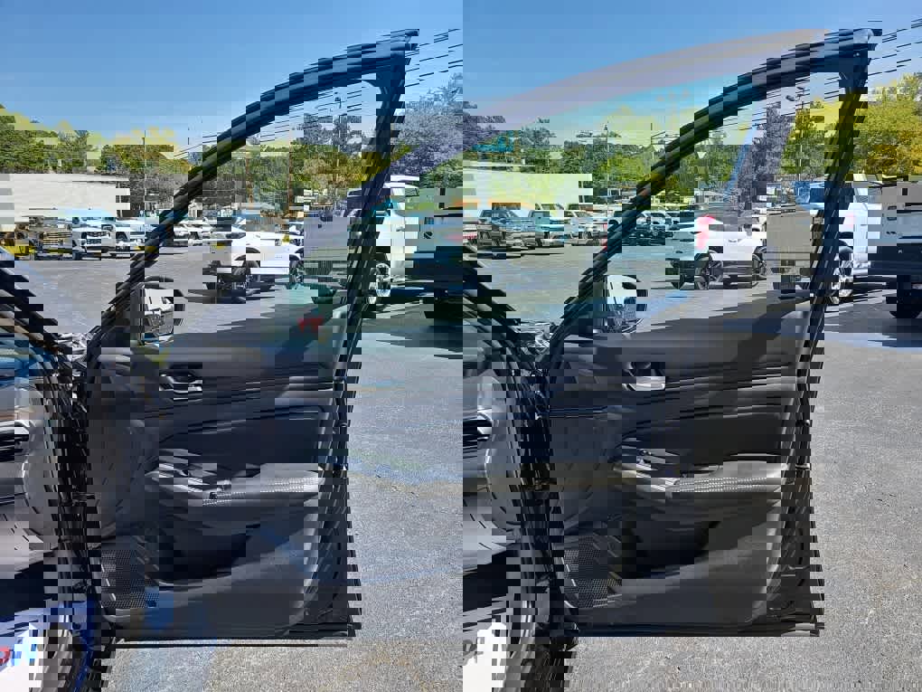 Used 2025 Nissan Altima 2.5 SV image 19