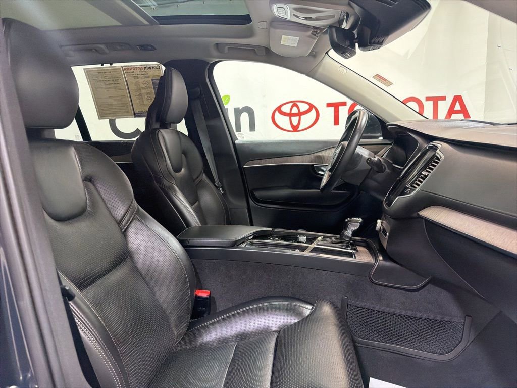 Used 2021 Volvo XC90 T6 Inscription w/ Advanced Package image 12