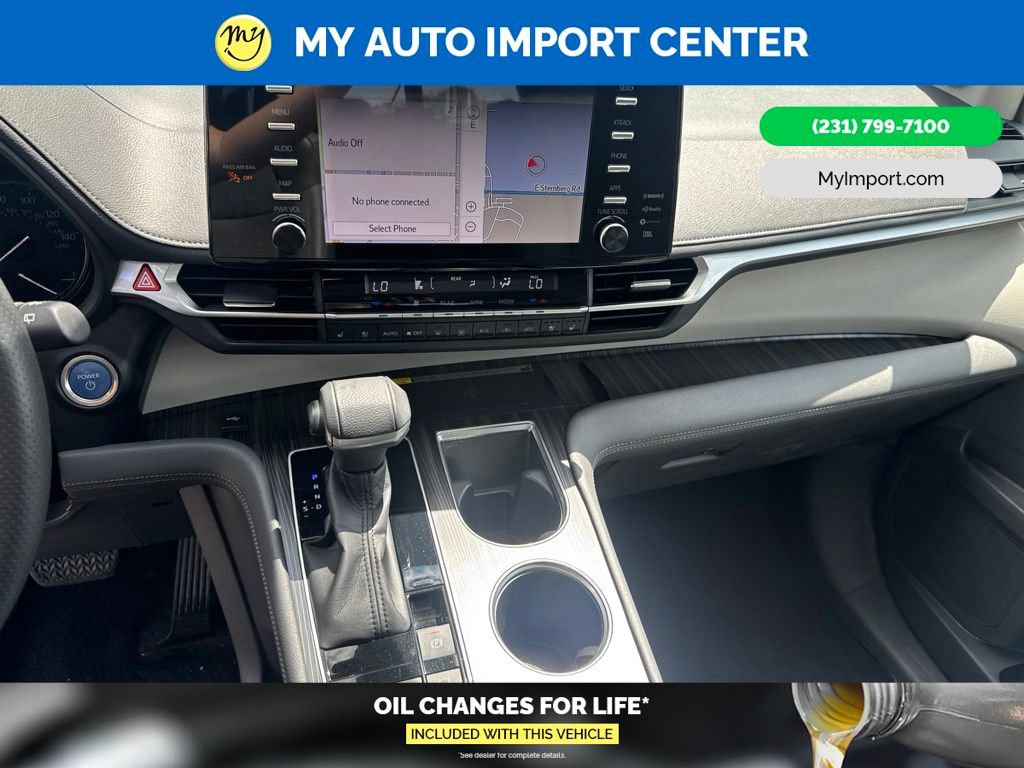 Used 2022 Toyota Sienna Limited AWD/4WD image 10
