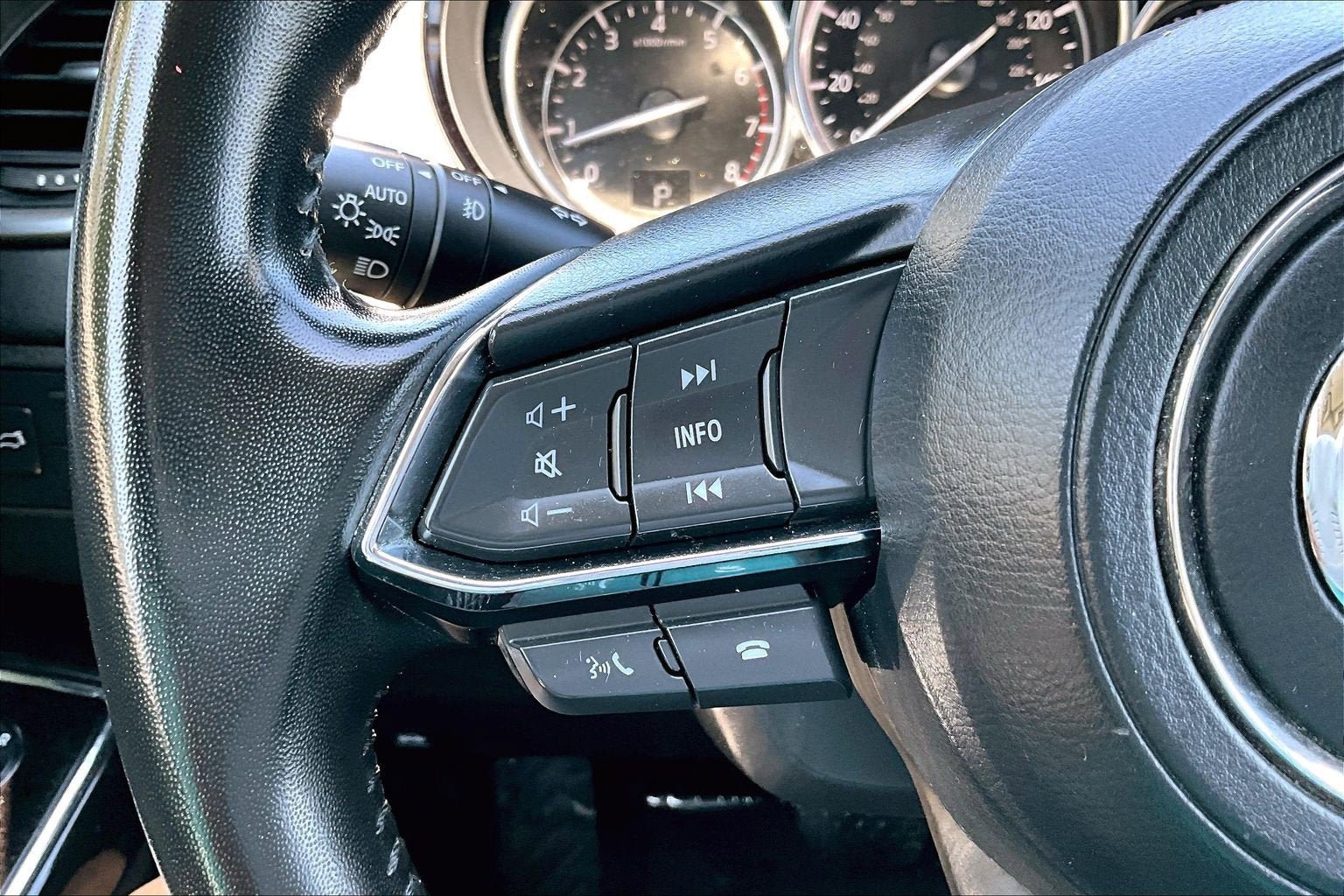 Used 2023 MAZDA CX-9 Touring Plus AWD/4WD image 16