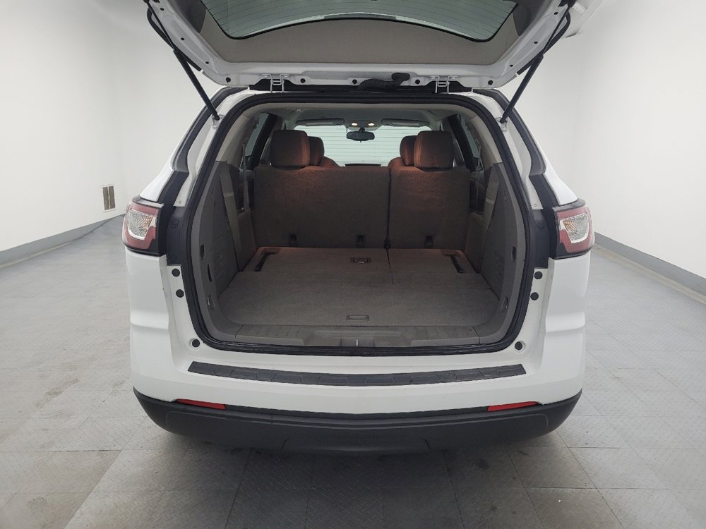 Used 2017 Chevrolet Traverse LS AWD/4WD image 29