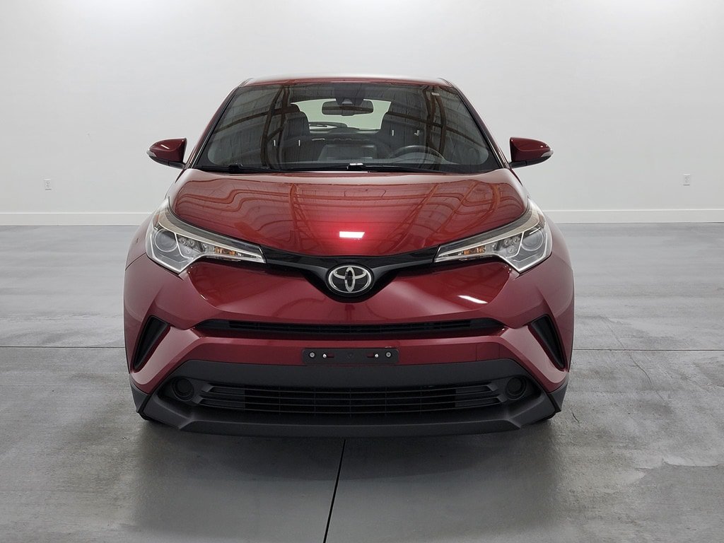 Used 2019 Toyota C-HR LE FWD image 3