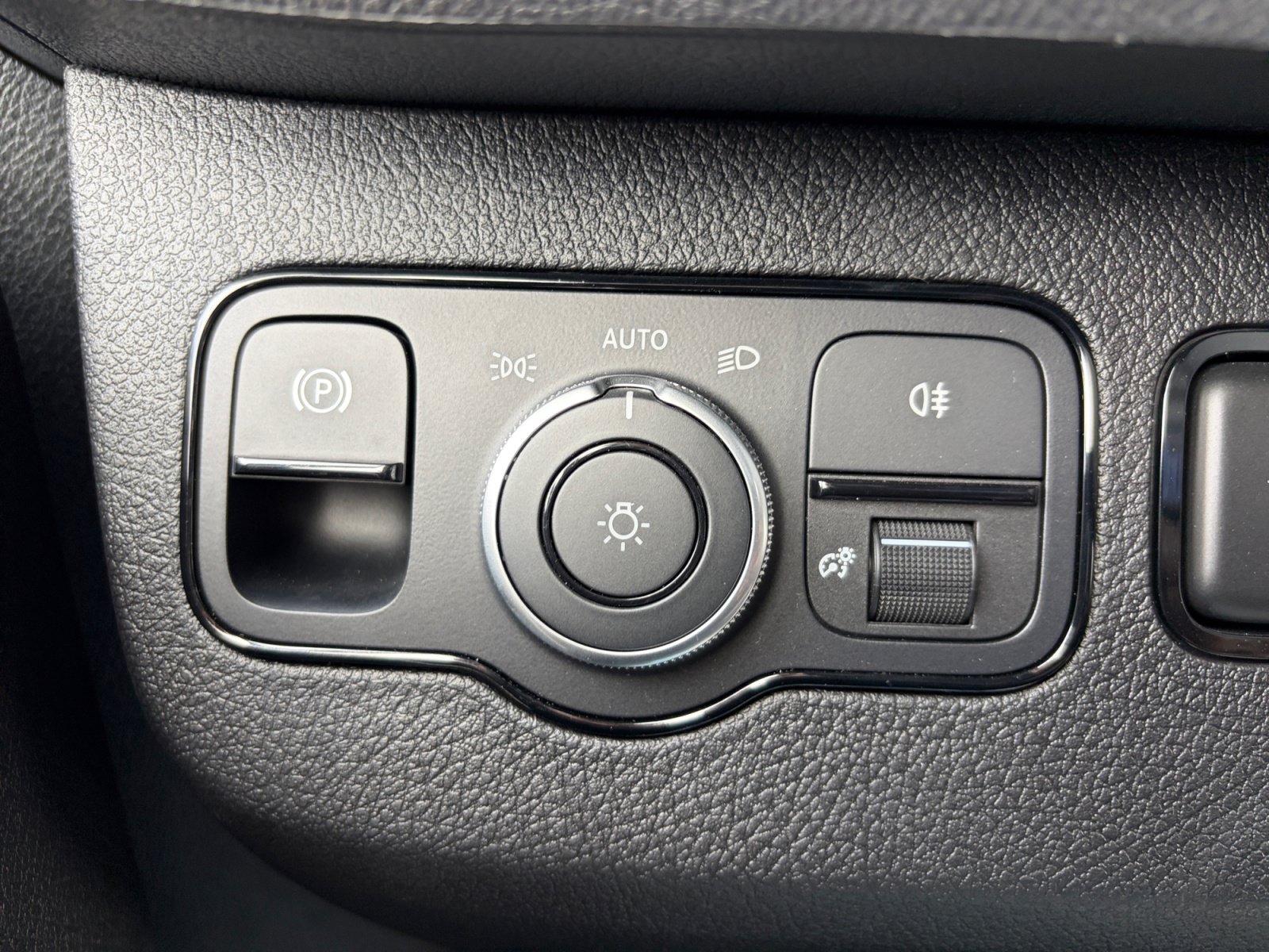 New 2025 Mercedes-Benz Sprinter 2500 image 16
