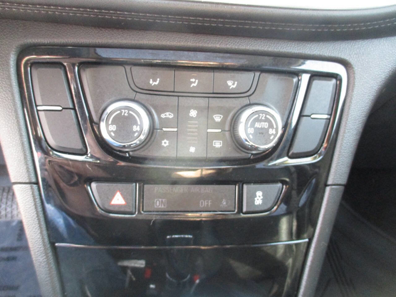 Used 2017 Buick Encore Sport Touring w/ Safety Package image 28