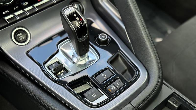 Used 2018 Jaguar F-TYPE Coupe image 25