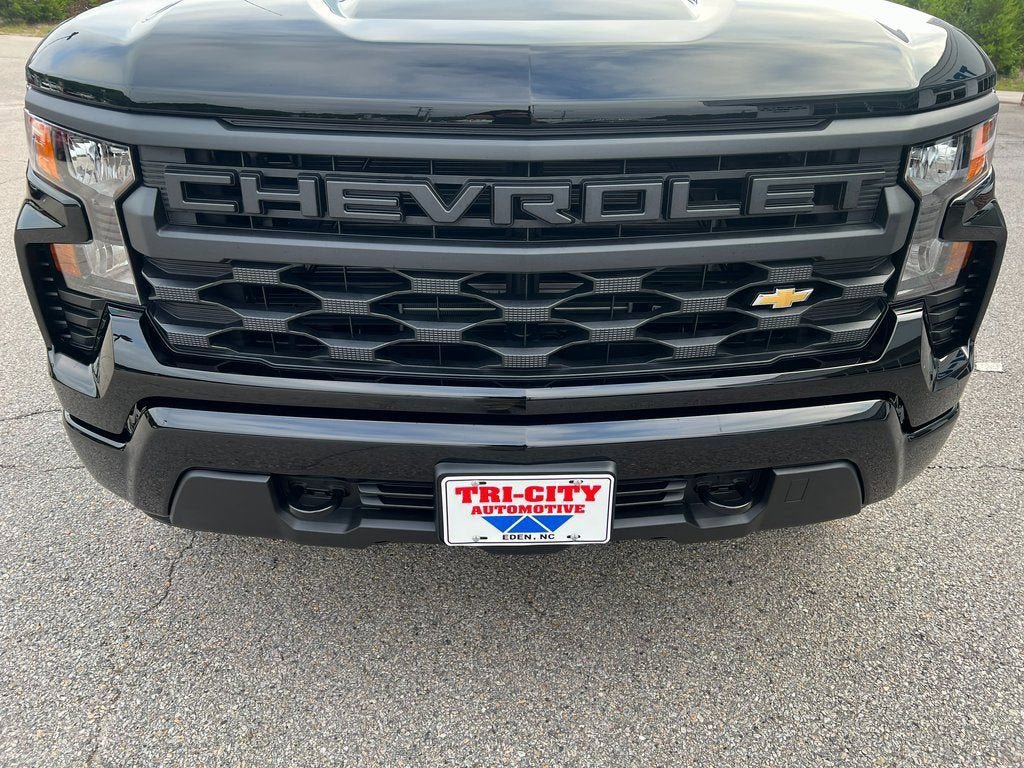 New 2025 Chevrolet Silverado 1500 Custom image 5