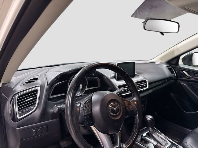 Used 2015 MAZDA MAZDA3 i Grand Touring image 11