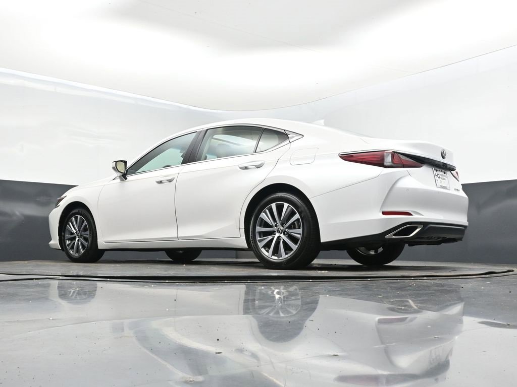 Used 2019 Lexus ES 350 image 40