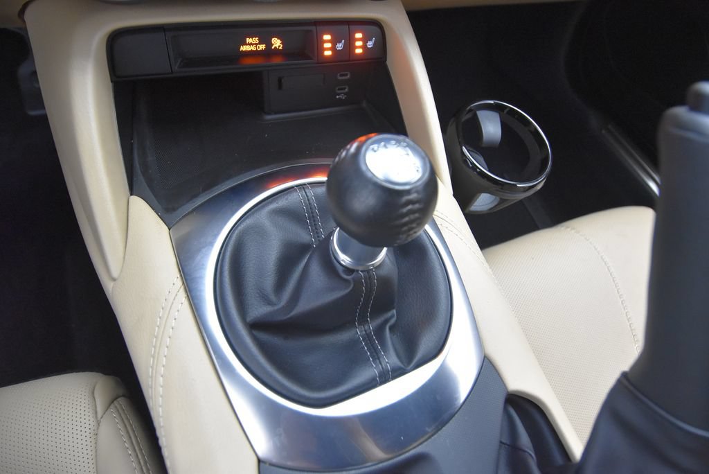 Used 2025 MAZDA MX-5 Miata Grand Touring RWD image 37