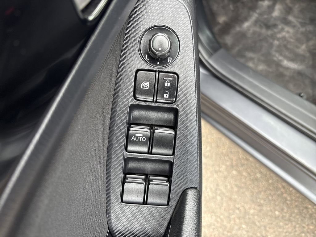 Used 2015 MAZDA MAZDA3 i Sport image 10