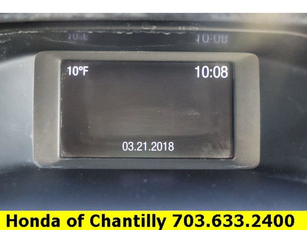 Used 2018 Ford Focus SE w/ SE Appearance Package image 15