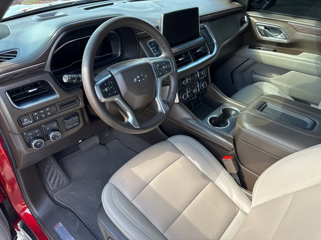 Used 2023 Chevrolet Tahoe Z71 w/ Luxury Package image 40