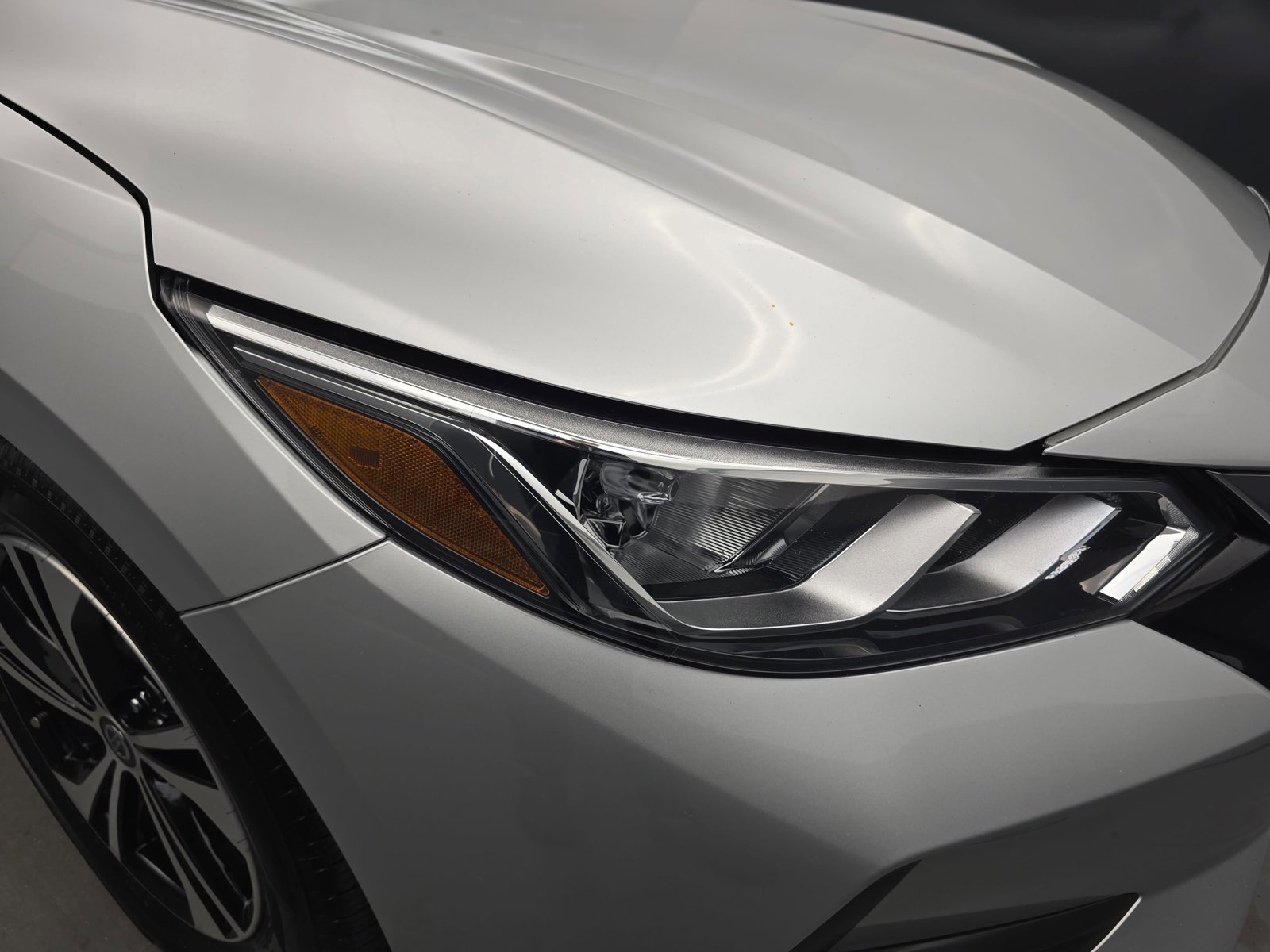 Used 2022 Nissan Sentra SV w/ All-Weather Package image 10