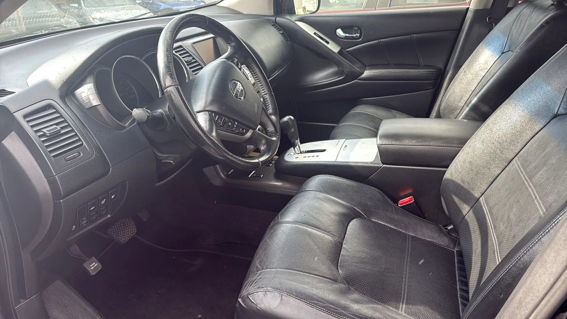 Used 2014 Nissan Murano SL w/ Navigation Package AWD/4WD image 2