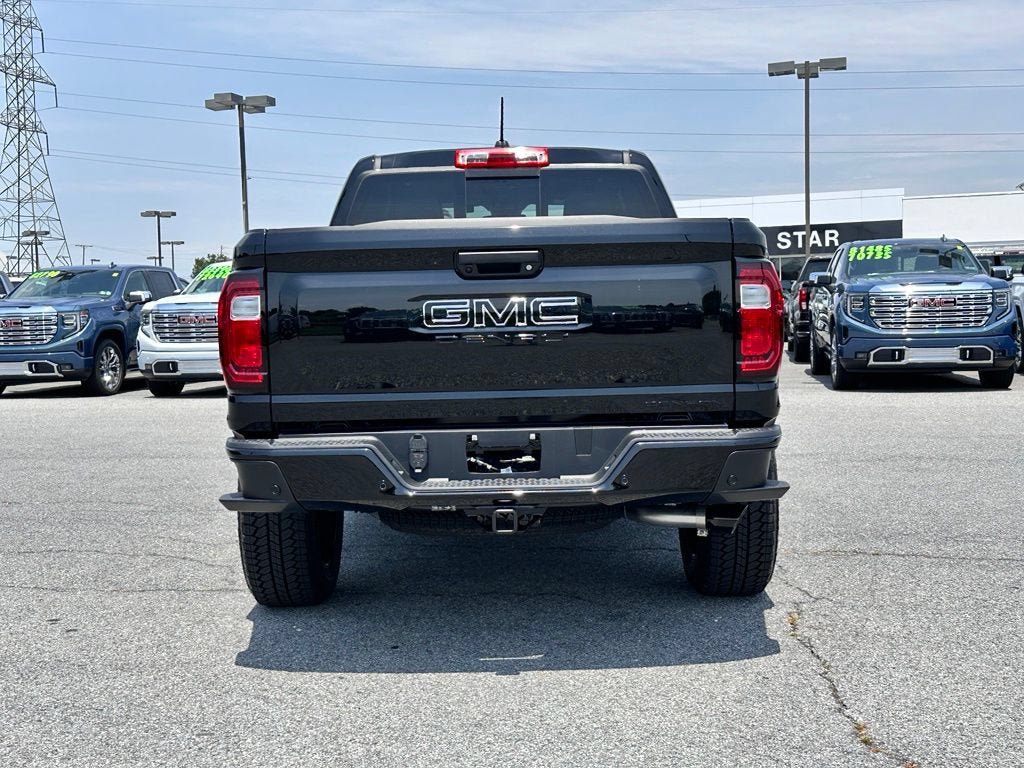 New 2026 GMC Canyon Denali w/ LPO, Denali Black Edition AWD/4WD image 9
